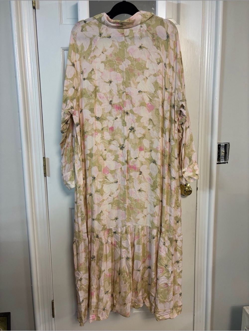 H&M Olive Green and Pink Floral Long-Sleeve Maxi Dress - Picture 5 of 6